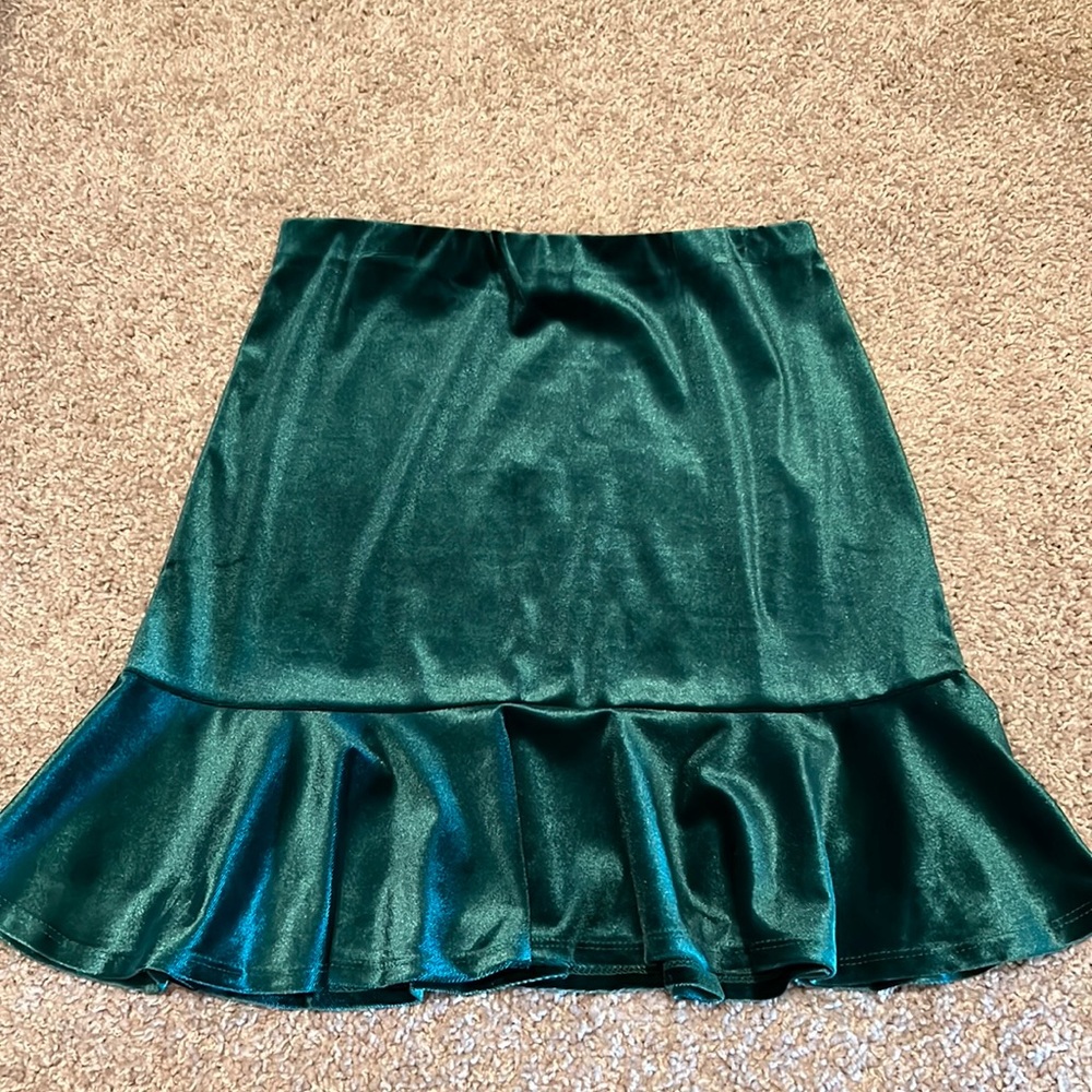 Dry Goods green velvet skirt